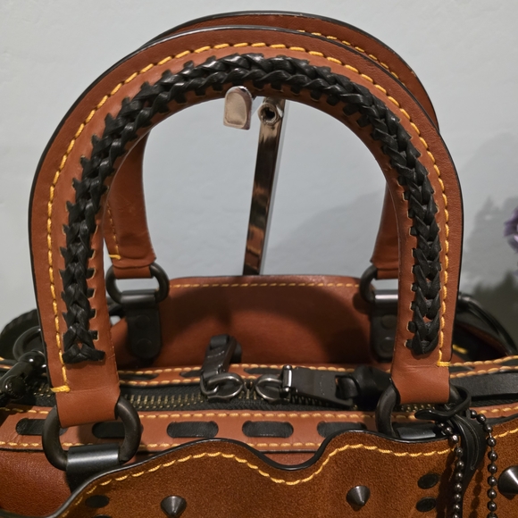 Coach Western Rogue 36 Saddle Suede With Studs, Rivets. RARE! - Picture 4 of 16